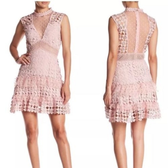 Romeo & Juliet Couture Dresses & Skirts - ROMEO AND JULIET COUTURE Mini Dress Lace